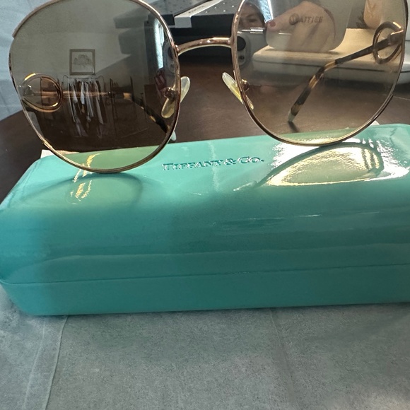 Tiffany sunglasses main image 4